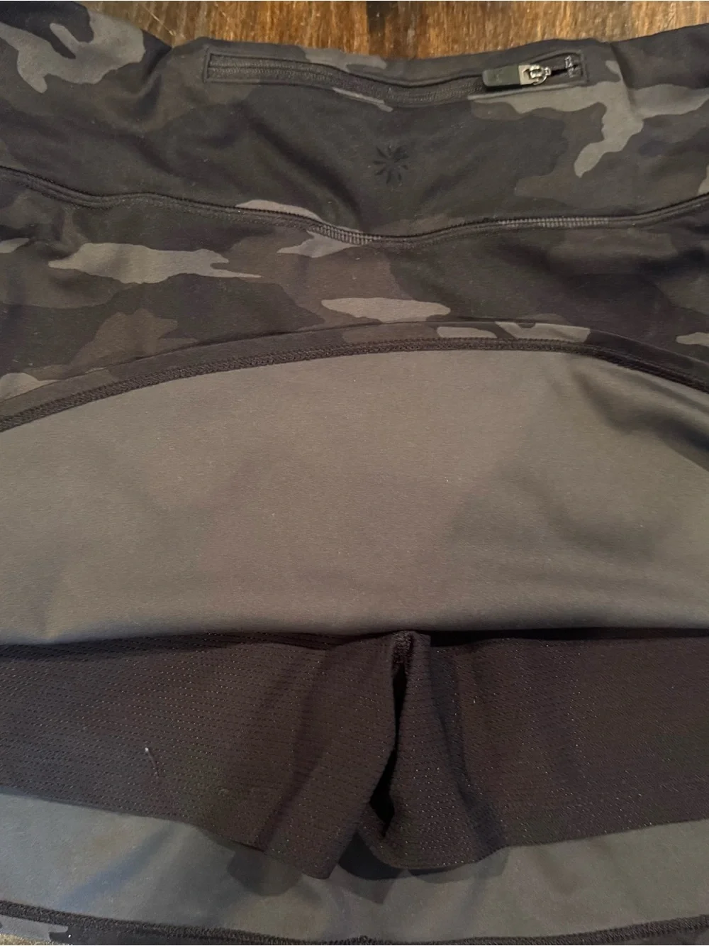 Athleta Girl Black & Gray Camo Skort, Size XL/14